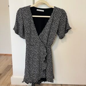 Abercrombie & Fitch Black and White Patterned Mini Dress